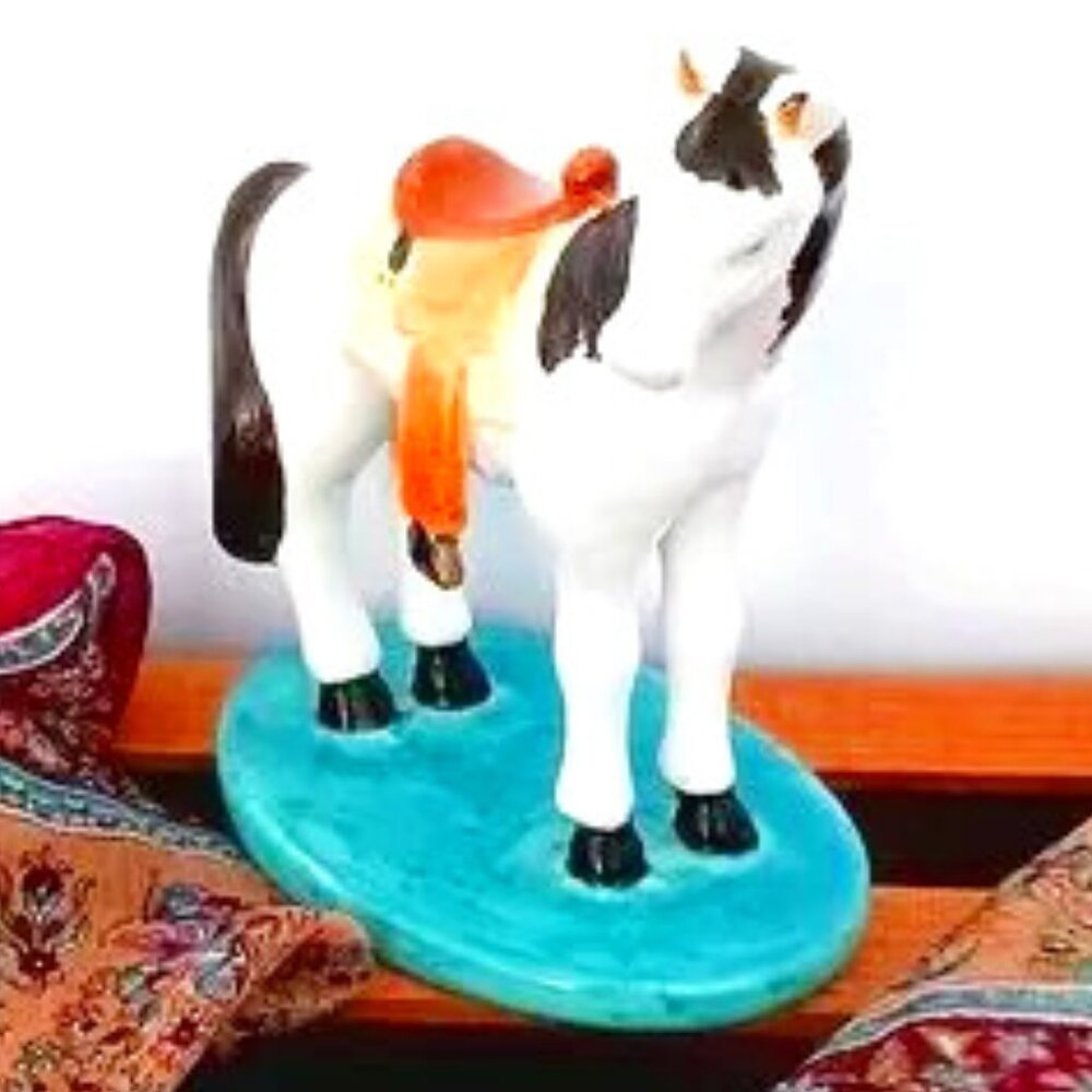 WHITE CERAMIC HORSE ON TURQUOISE BASE * BEAUTIFUL HOME ACCENT * HANDMADE